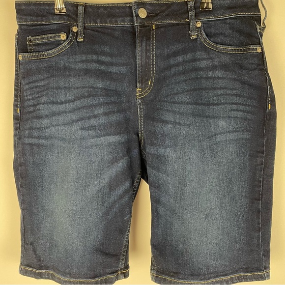 Calvin Klein Dark Wash High Rise Bermuda Shorts Women’s Size 12 - Picture 1 of 10